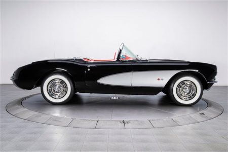 19641339-1957-chevrolet-corvette-std